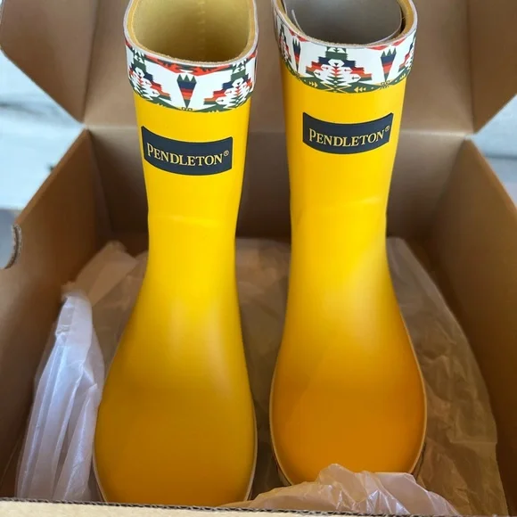 Pendleton Tucson Kids Yellow Patterned Boots - Picture 6 of 7